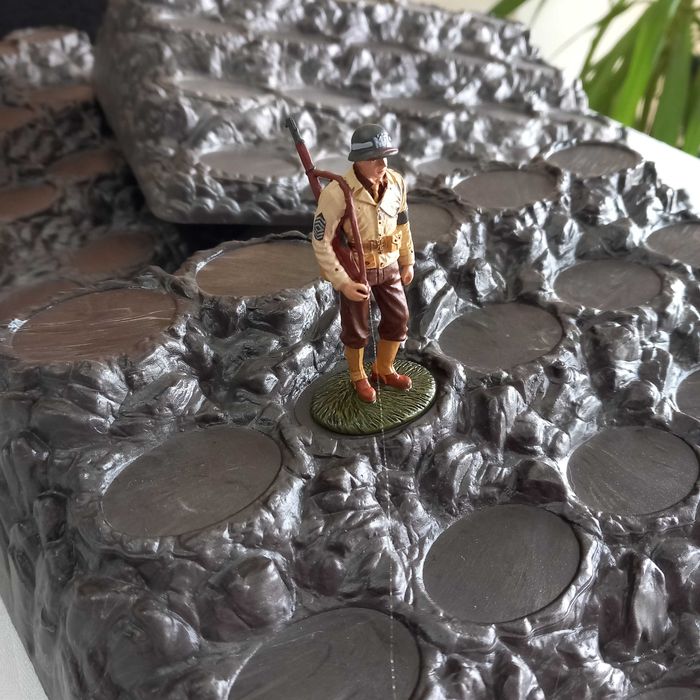 Conjunto de três expositores para soldadinhos de chumbo