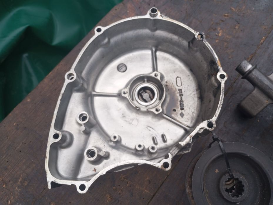 Części silnikowe Suzuki SAVAGE 650 LS P401 misa balansator napęd tryb