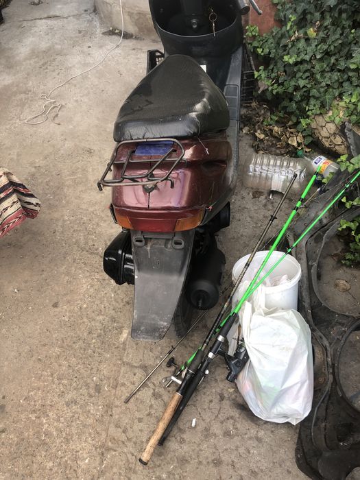 Продам скутер хонда дио 27