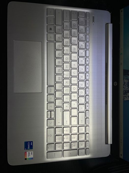 Computador HP 15s Core i7 11gen