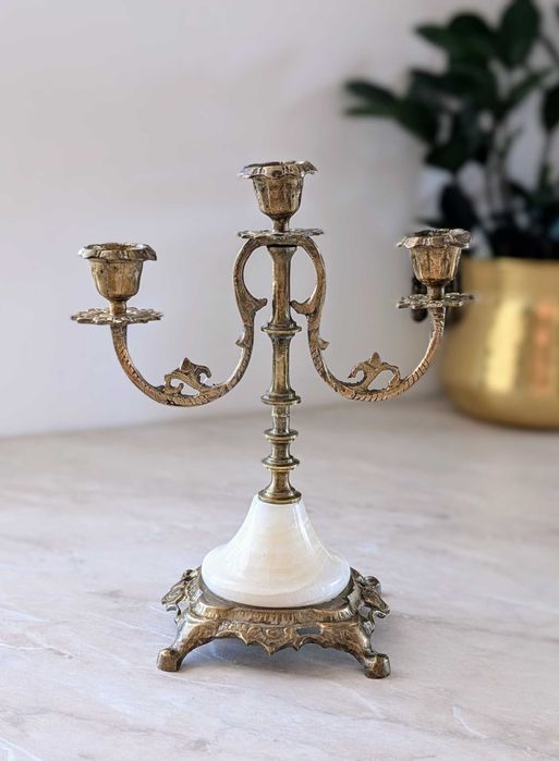 Elegancki trójramienny świecznik