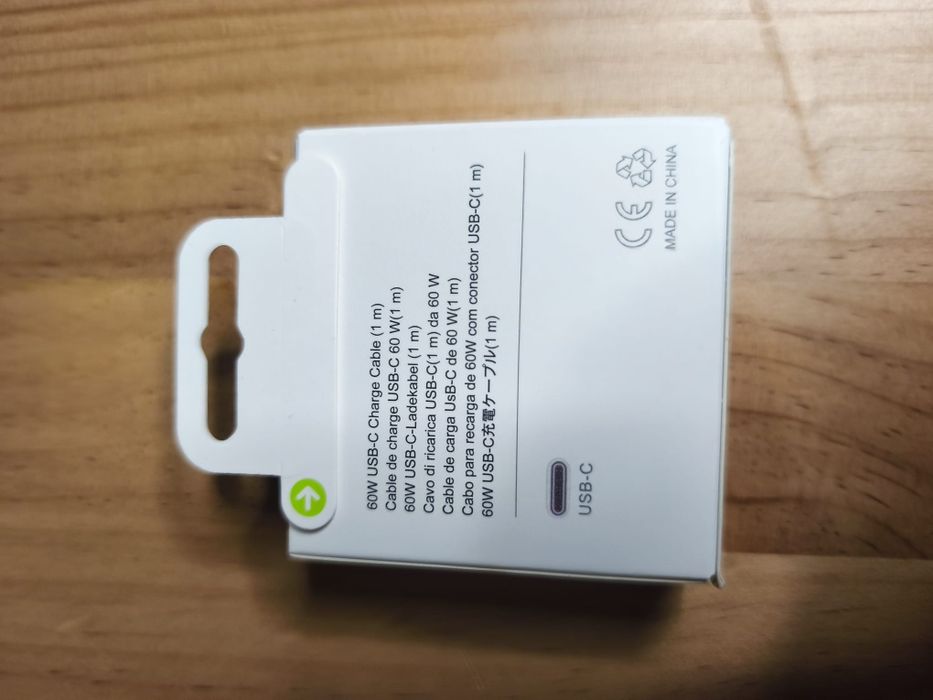 Cabo USB-C para USB-C 60W Entrançado (1m) - Novo