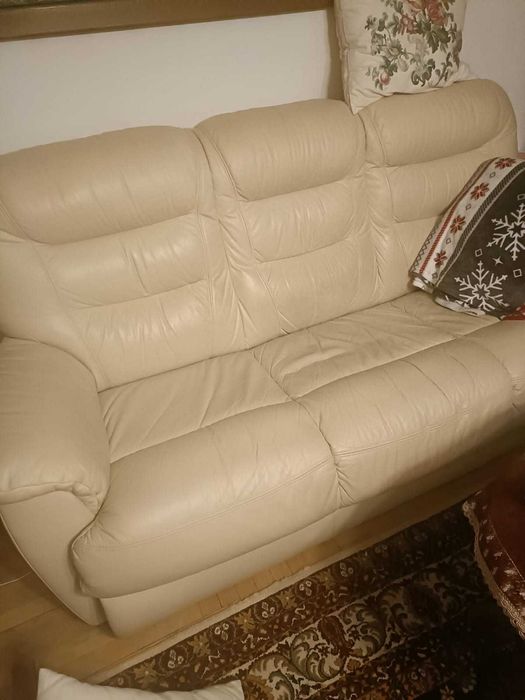 Skórzana sofa plus dwa fotele