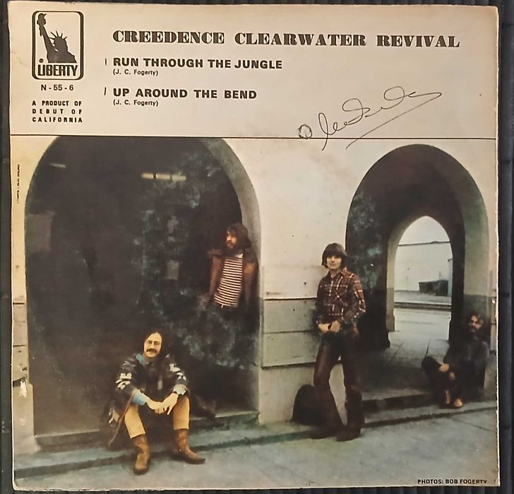 Creedence Clearwater Revival - Run Through The Jungle / Up Around The Bend (Vinil /7")