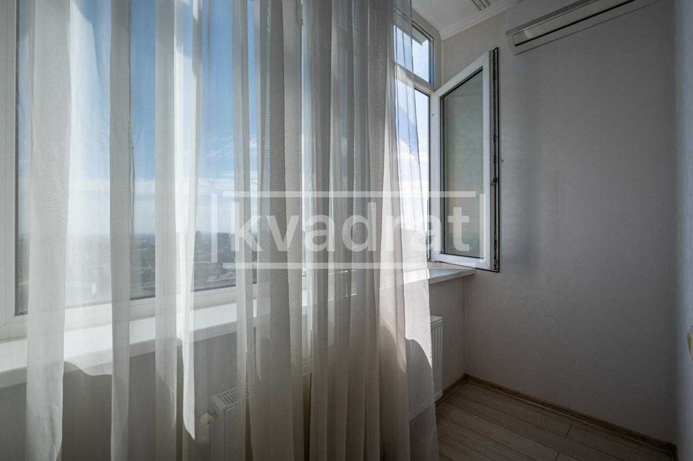 Оренда 2к квартири 67м2 ЖК "Панорама на Печерську" вул. Коновальца 44А