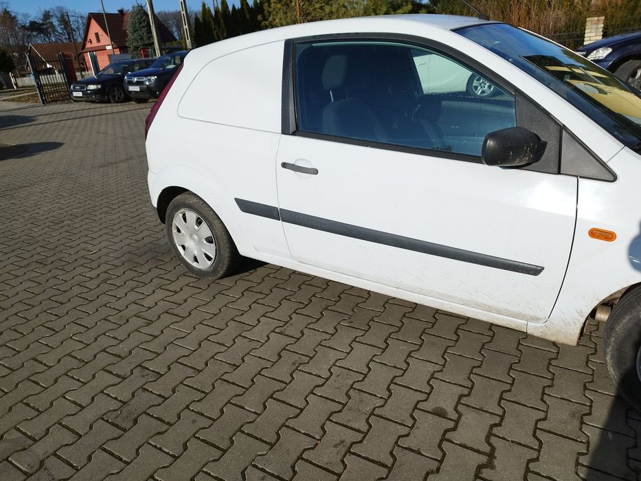 FORD Fiesta   van  vat-1  1,4 diesel