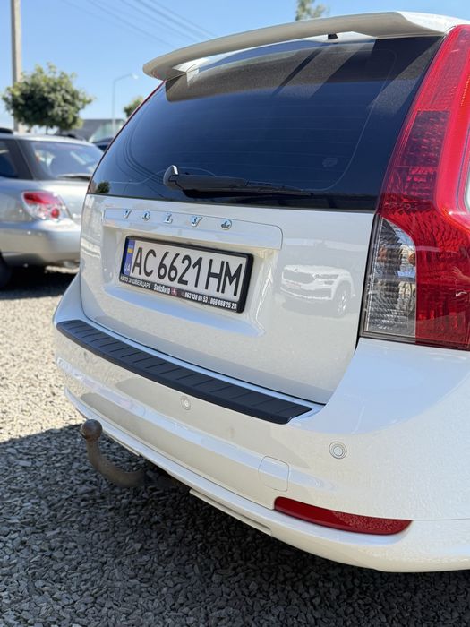 Продам  Volvo v 50 1.6 дизель 2011 р.  R-дизайн в максильній комплектації