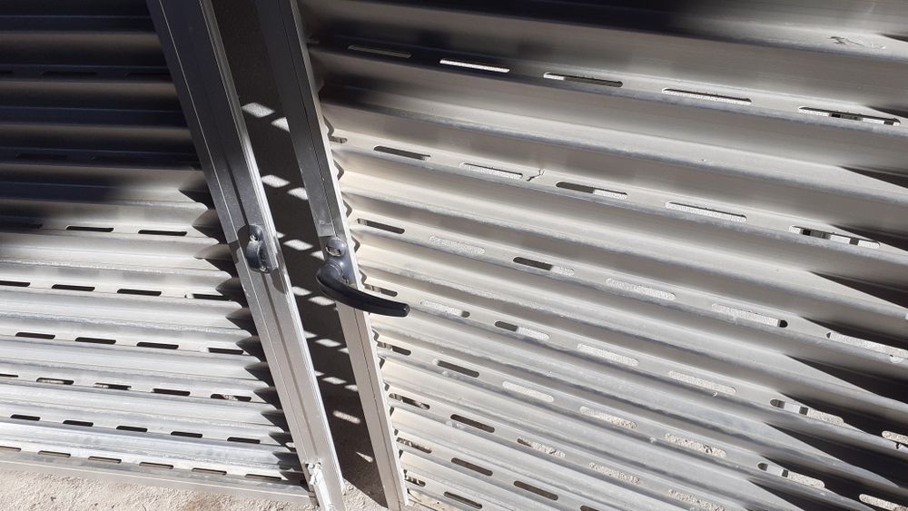 Portadas de aluminio usadas