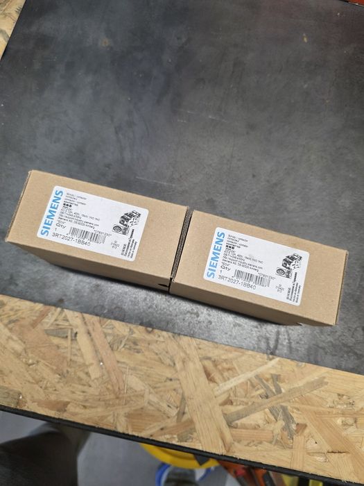 Stycznik Siemens 3RT2027-1BB40 | 24V DC