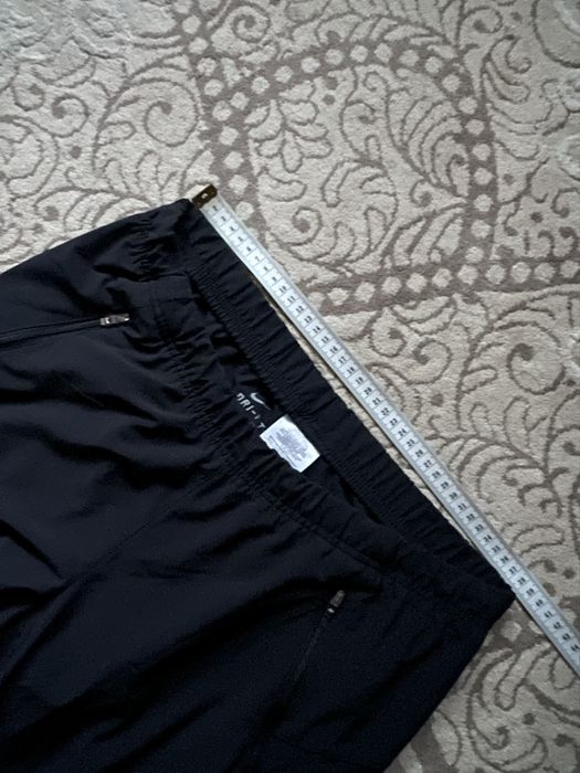 Чоловічі оригінальні спортивні штани Nike Dri Fit М розмір