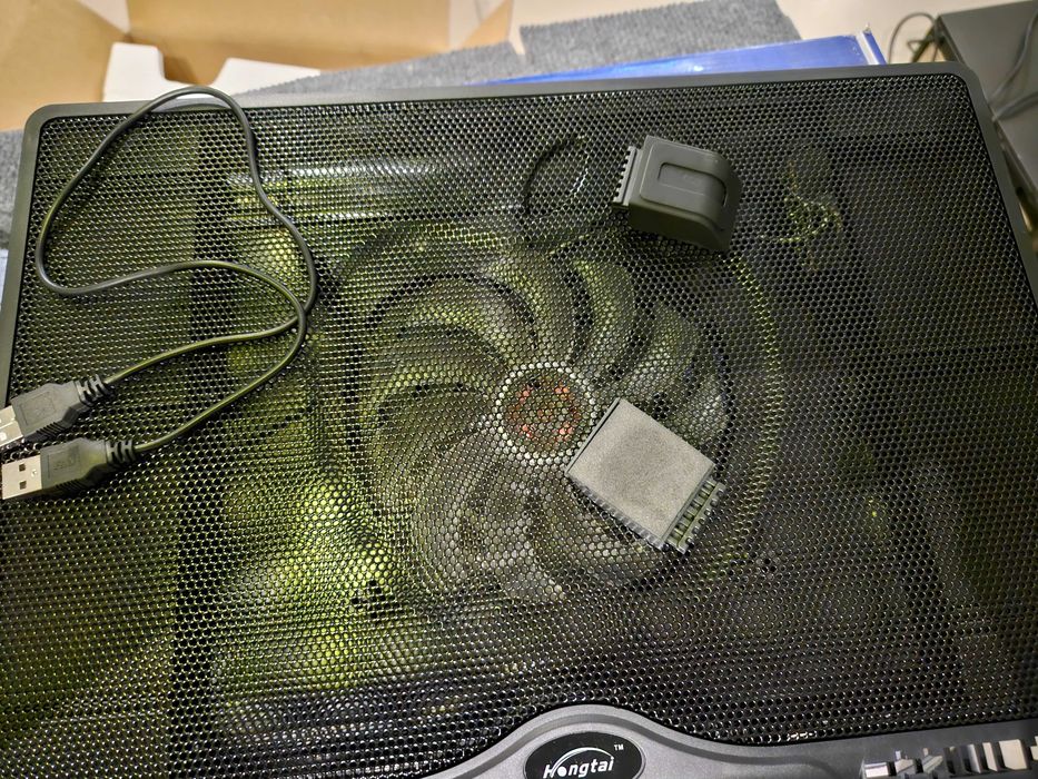 Podstawka chłodząca pod laptopa Hongtai HZT2168