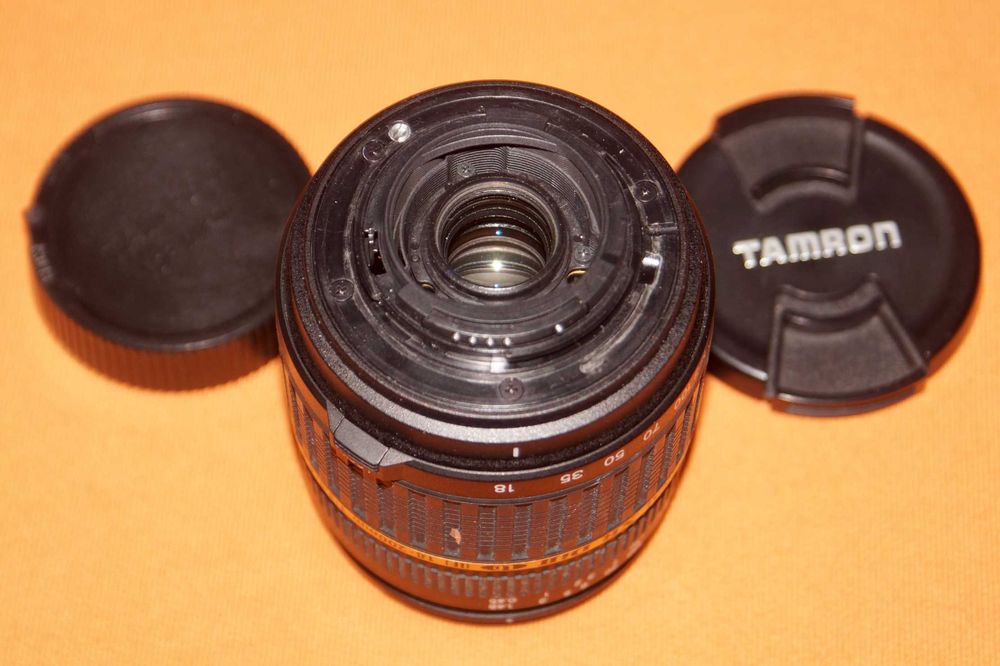 Tamron AF 18-200 f/3.5-6.3 для Nikon
