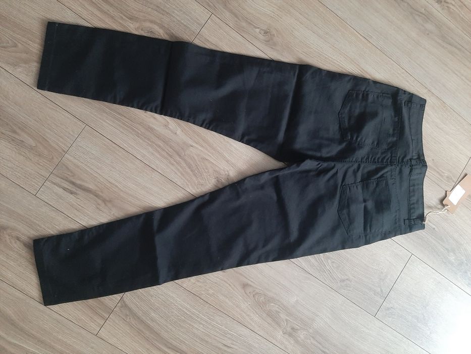 Klasyczne czarne spodnie Plus Size 42