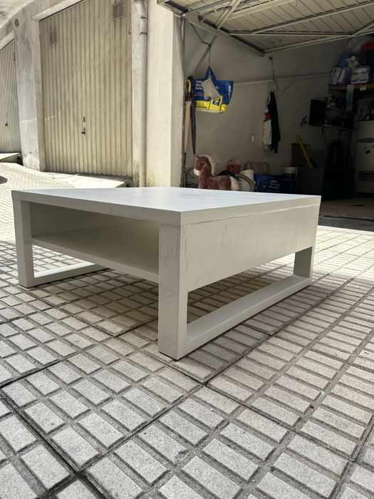 Mesa em microcimento