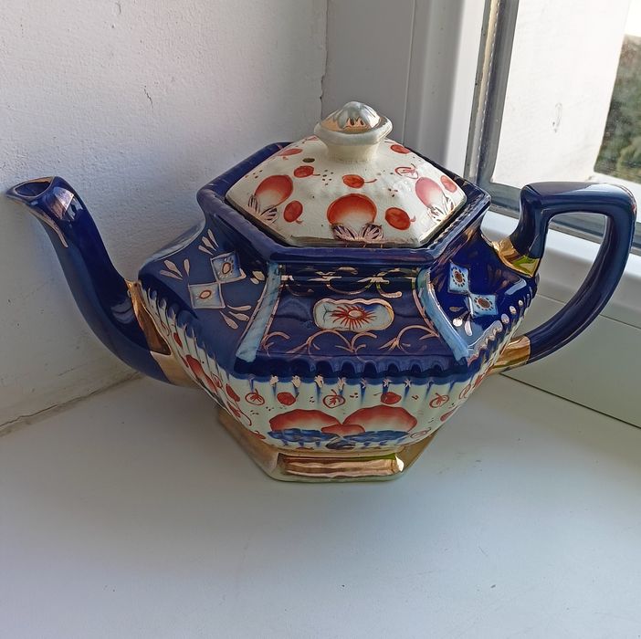 Старий чайник імарі, Англія  1930 р.