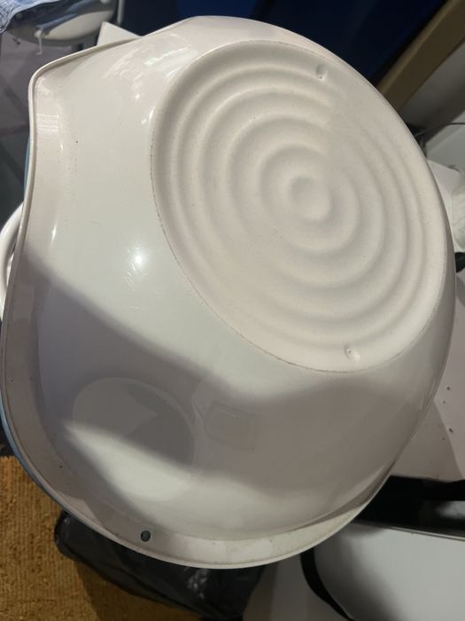 Varias casas de banho para gatos