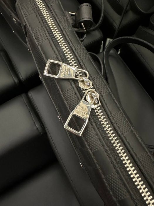 Мужская Сумка Планшетка на длиной ручке Louis Vuitton