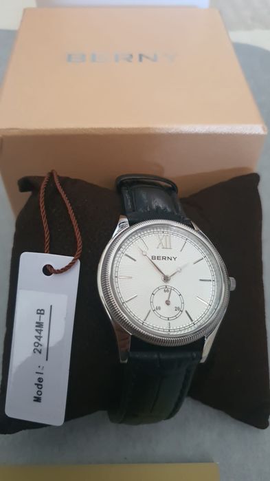 BERNY Men's Luxury Ultra-Thin Quartz Dress Watch (Model 2944M-B)