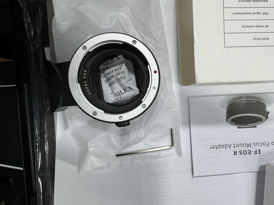 Адаптер для обʼєктивів Canon EF - EOS R