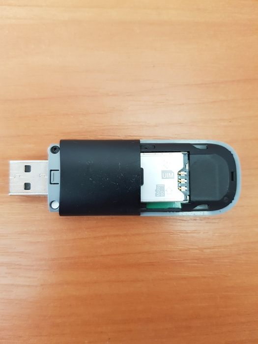 Модем Huawei EC156
