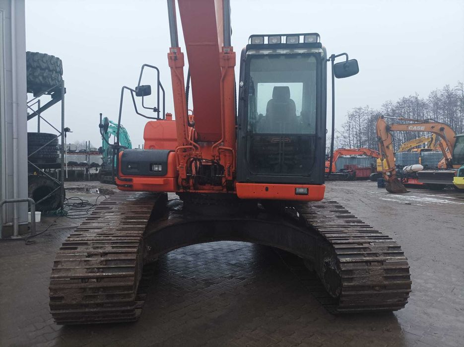 Wypożyczalnia Koparka gąsiennicowa Doosan DX 255 LC-3  wynajem koparki