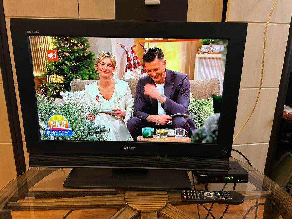 Telewizor Sony 26  cali LCD dekoder dvbt 2 hevc