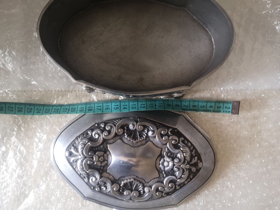 Peças decorativas em estanho