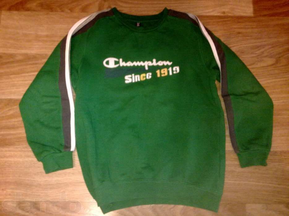 Продам реглан на мальчика.