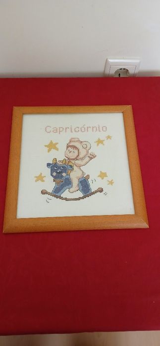 Quadro bordado a ponto cruz