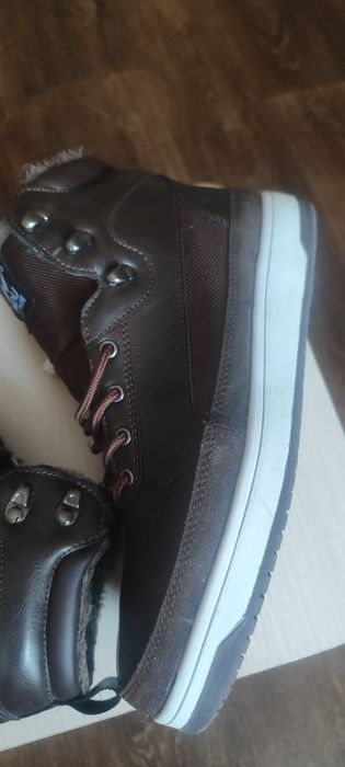 Чоловічі зимові ботинки кросівки