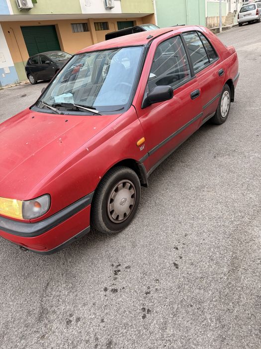 Nissan Sunny 1.4 SLX (1992)