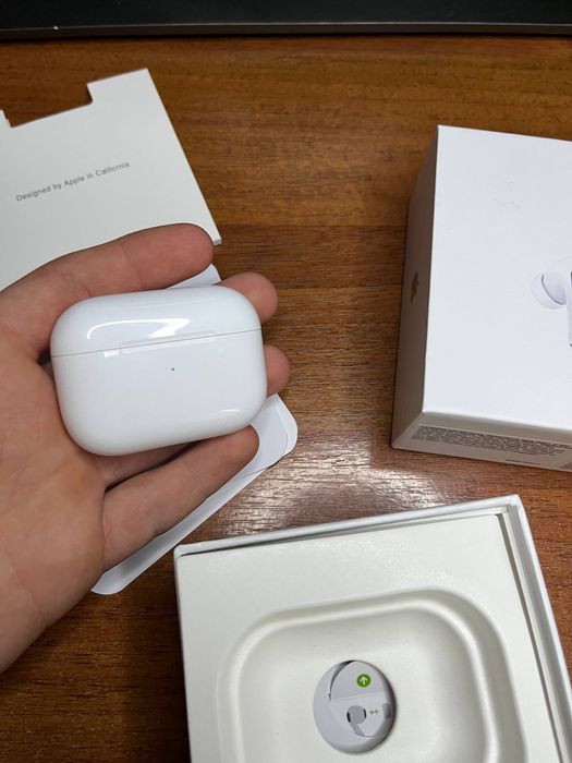 AirPods Pro 2 Apple