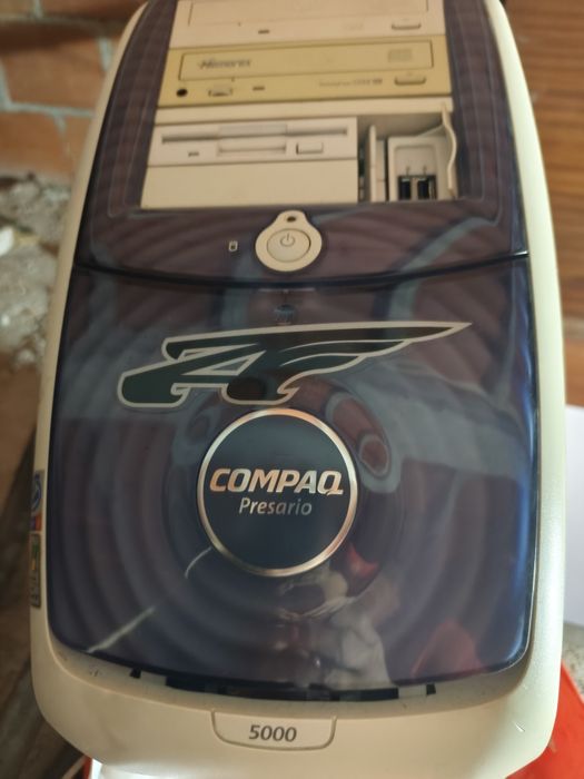 Computador Compaq 5000