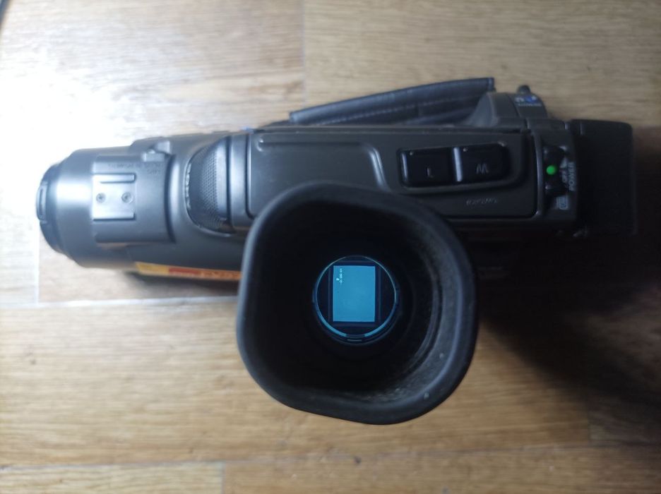 Sony CCD-FX270E відеокамера