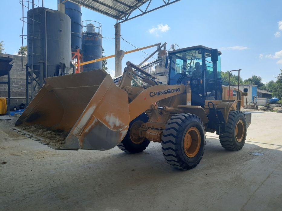Фронтальний навантажувач, фронтальный погрузчик CHENGGONG CG930K