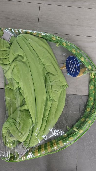 Mata z funkcją kojca dla niemowląt