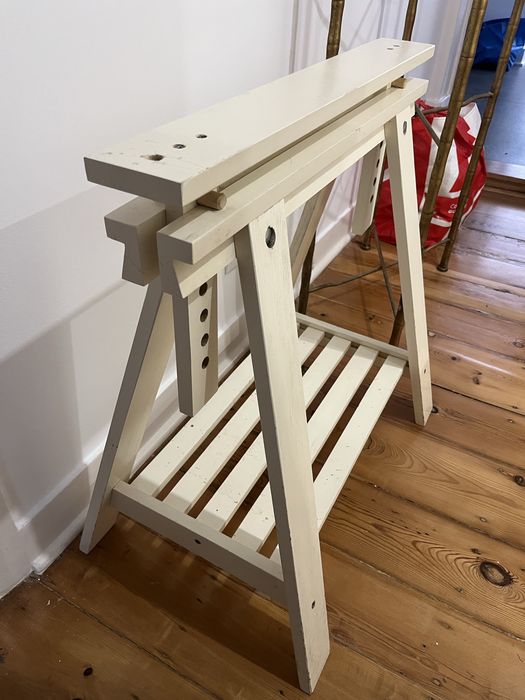 Cavalete IKEA branco madeira maciça