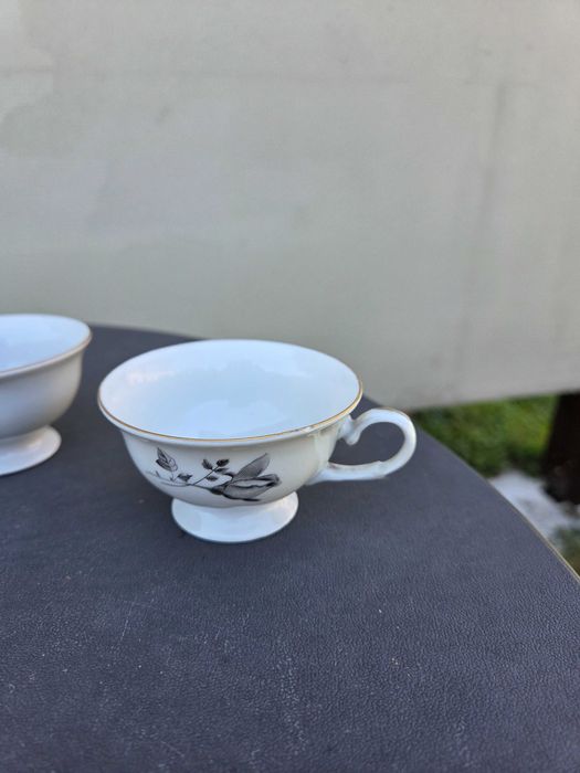 Zestaw 6 filiżanek retro czarna róża Wałbrzych Karolina  Porcelana PRL 6 szt