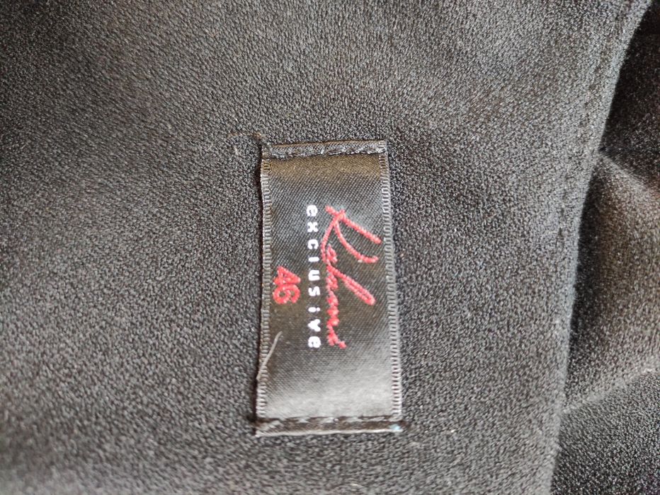 Sukienka czarna z koronką Kalami Exclusive r.46