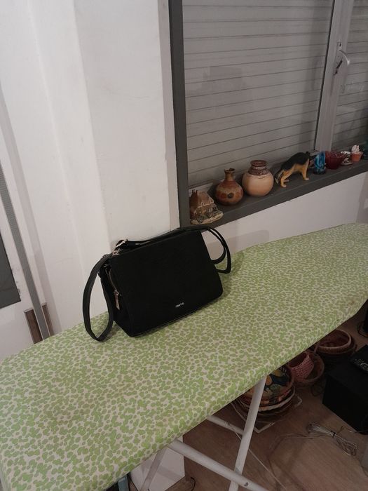 Vendo Mala de Senhora PARFOIS muito bonita como nova