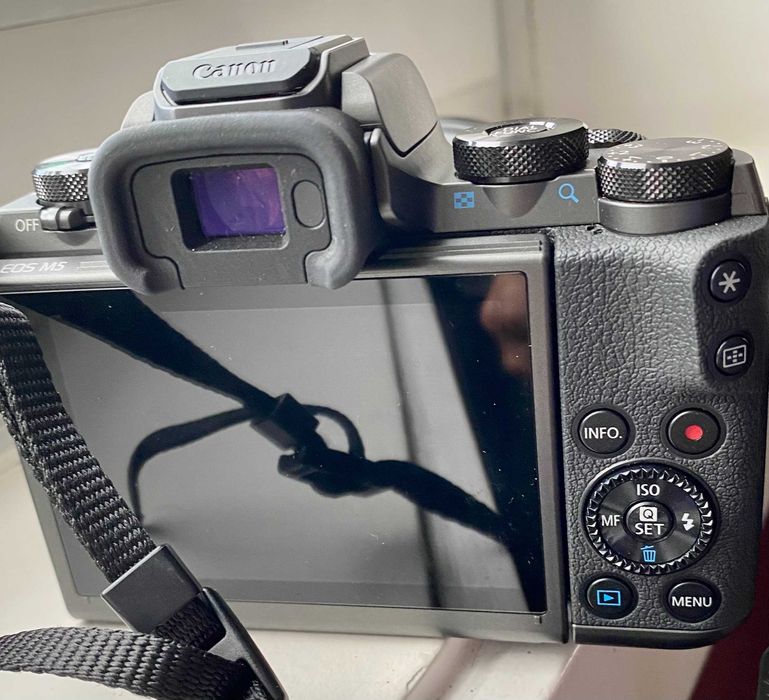 Kit Cannon EOS M5 nova com extras baixa preço