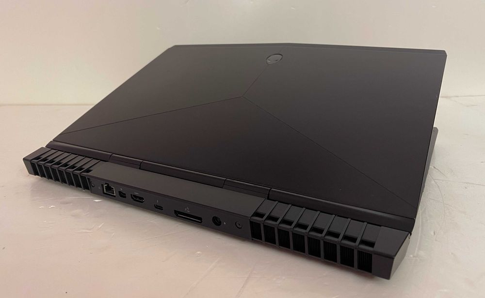 ЗСУ знижка!!  Игровой "DELL Alienware 15" /Core i7 8750H Х12 / Видео GTX (6 ГБ)  СТАЛКЕР 2