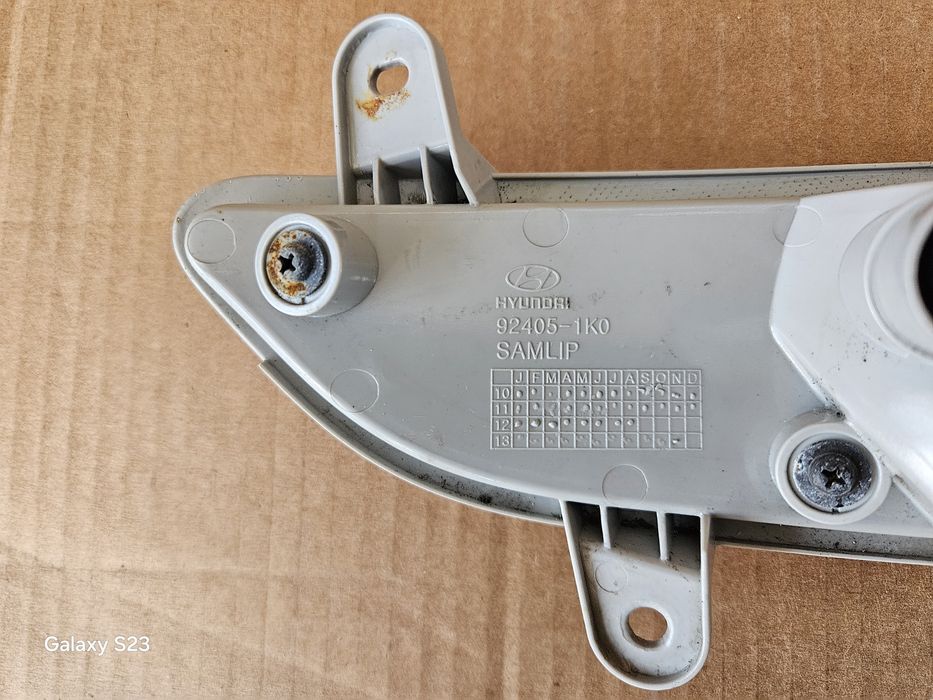 Hyundai ix20 lampa prawa tył tylna przeciwmgielna Europa