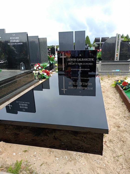 Nowoczesne Tanie Nagrobki Kompozytowe 5299 zł z montażem Cały Kraj.