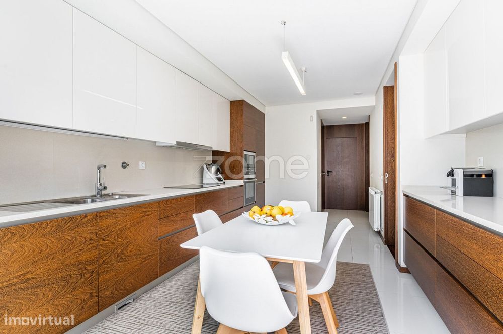 Moradia T5 em Palmeira, Braga