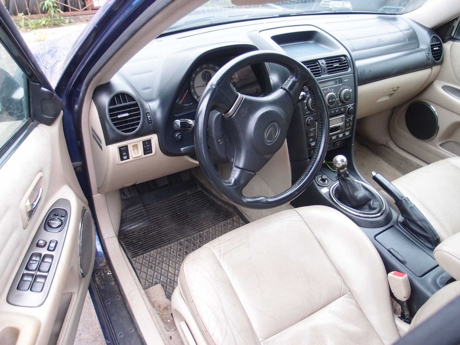 Lexus IS200 / 2.0 155km / 2001r. / na części