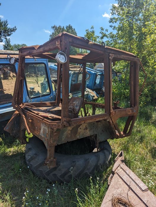 Кабіна МТЗ крила Кронштейни крил мтз 892 МТЗ 82 велика кабіна УК капот