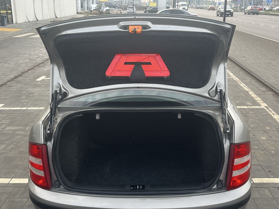 продам Шкода Фабія 2006 1.4 бензин