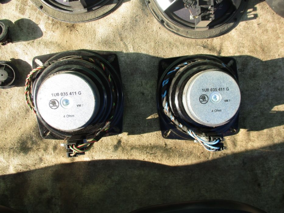 Динамики крепеж подиум Skoda Octavia Tour A4 A5