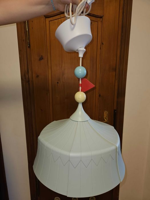 Lampa do pokoju dziecięcego IKEA cyrk